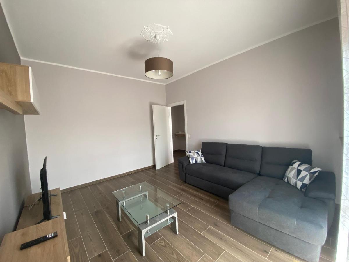 Apartament La Casa Di Alice2 Vercelli Zewnętrze zdjęcie