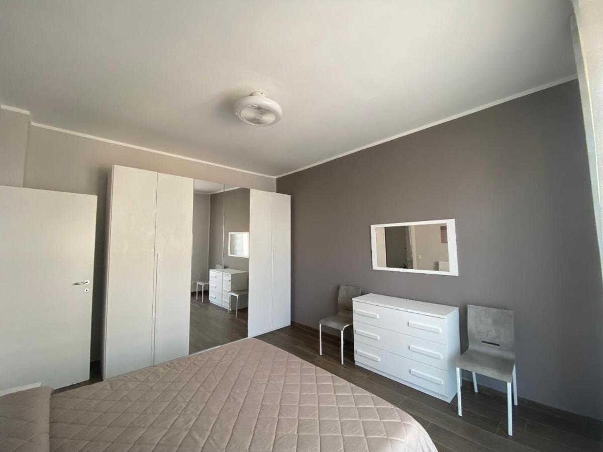 Apartament La Casa Di Alice2 Vercelli Zewnętrze zdjęcie